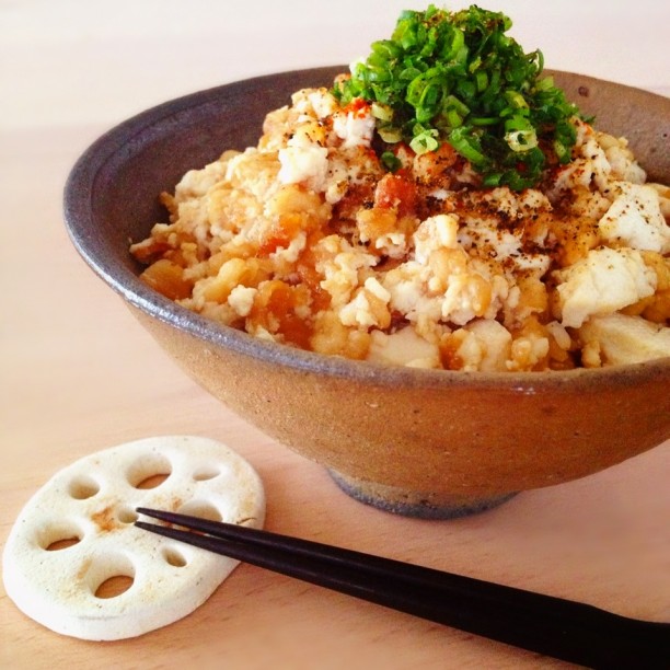 とうふたぬき丼 あさこ食堂