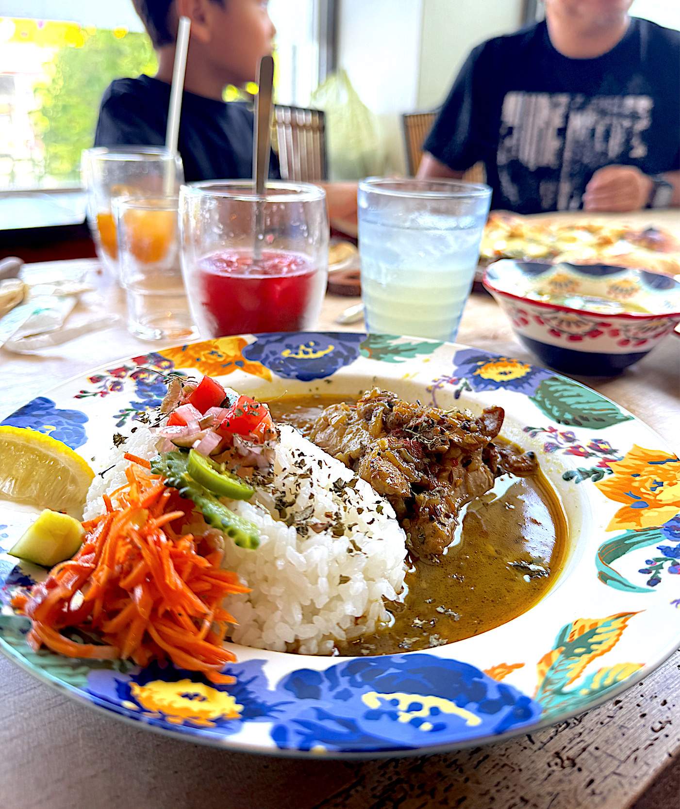 【屋久島旅行レポ】屋久島ランチ｜「ヒトメクリ」で味わう地元食材たっぷりごはん